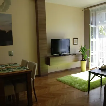 Excellent With Balcony *