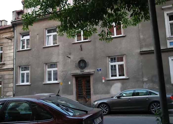 Excellent With Balcony *