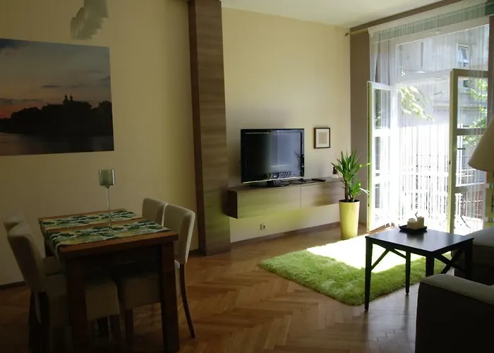 Excellent With Balcony *