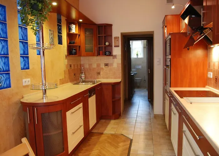 Excellent With Balcony *