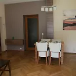 Lejlighed Excellent With Balcony