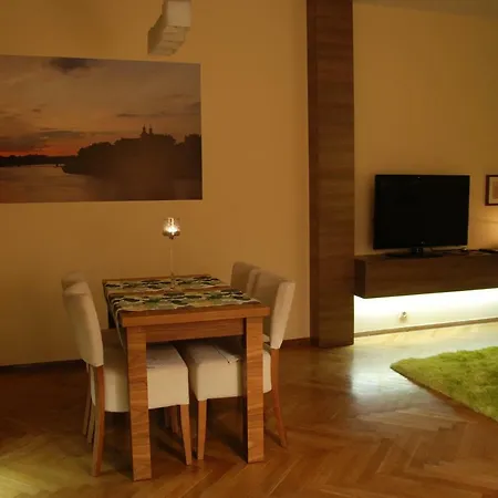 Excellent With Balcony 아파트 크라쿠프